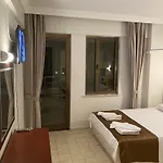 Hotel London Blue 3*