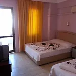 Hotel London Blue 3*