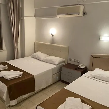 London Blue Hotel