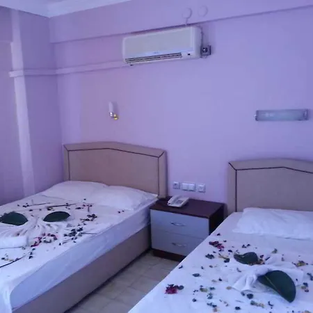 London Blue Hotell 3*