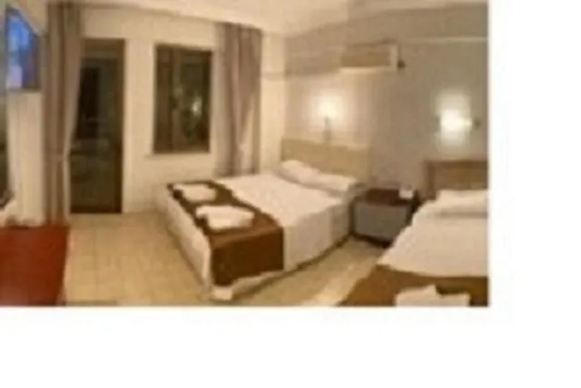 London Blue Hotel 3*