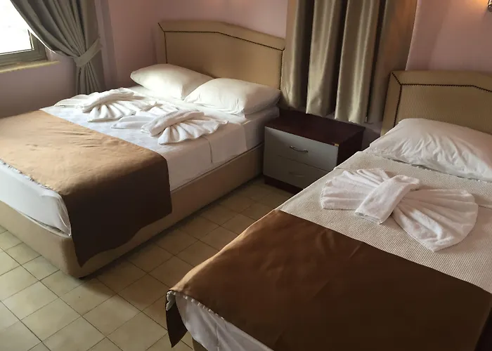 Hotel London Blue 3*